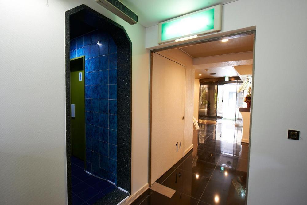 טוקיו Hotel Empire In Shinjuku מראה חיצוני תמונה