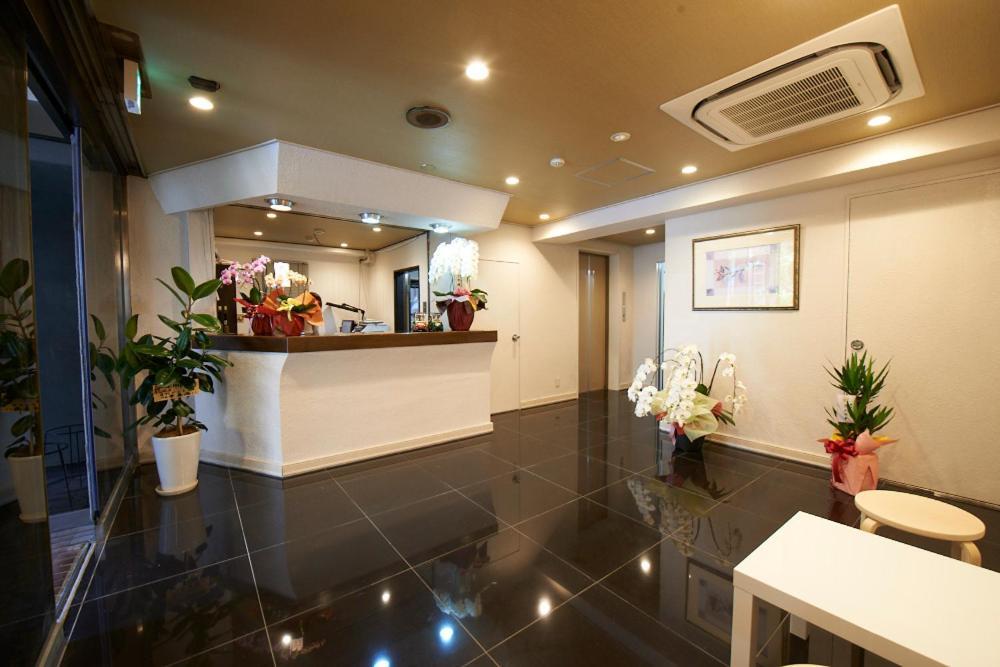 טוקיו Hotel Empire In Shinjuku מראה חיצוני תמונה